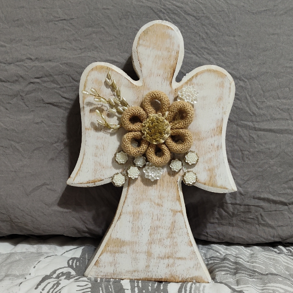 Rustic Angel Decor w/Floral Accent
